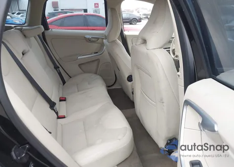 2012 Volvo Xc60 3.2 from USA, damaged, VIN YV4952DL2C2242514